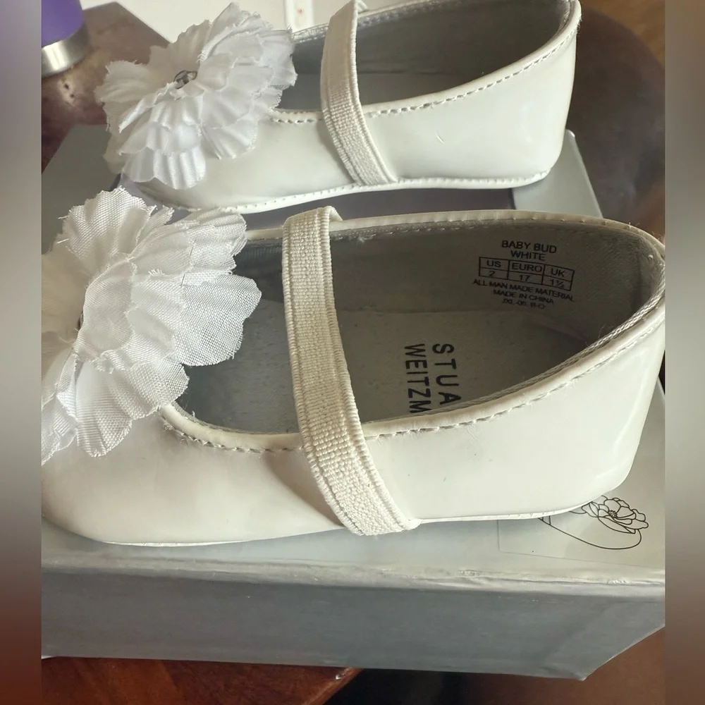 Stuart Weitzman Baby Bud white Shoes!